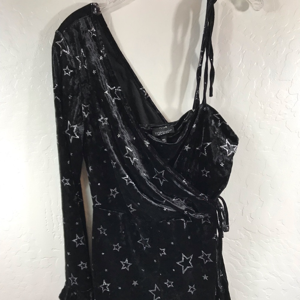 NWOT TOPSHOP Foil Star Velvet One Shoulder Romper - Picture 2 of 6